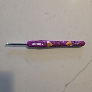 Maisey The Candy Corn - Purple Halloween Woobles Crochet Hook